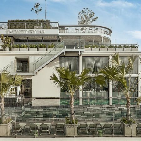 La Siesta Premium Saigon Hotel Хошимин Екстериор снимка The Standard, Hollywood