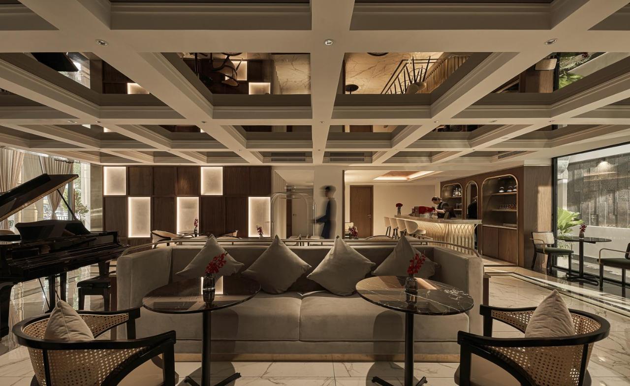 La Siesta Premium Saigon Hotel Хошимин Екстериор снимка The interior of the lounge