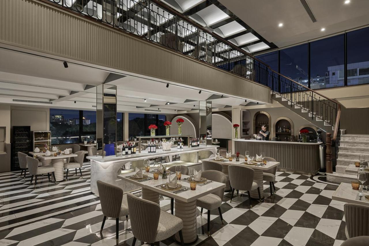 La Siesta Premium Saigon Hotel Хошимин Екстериор снимка The restaurant
