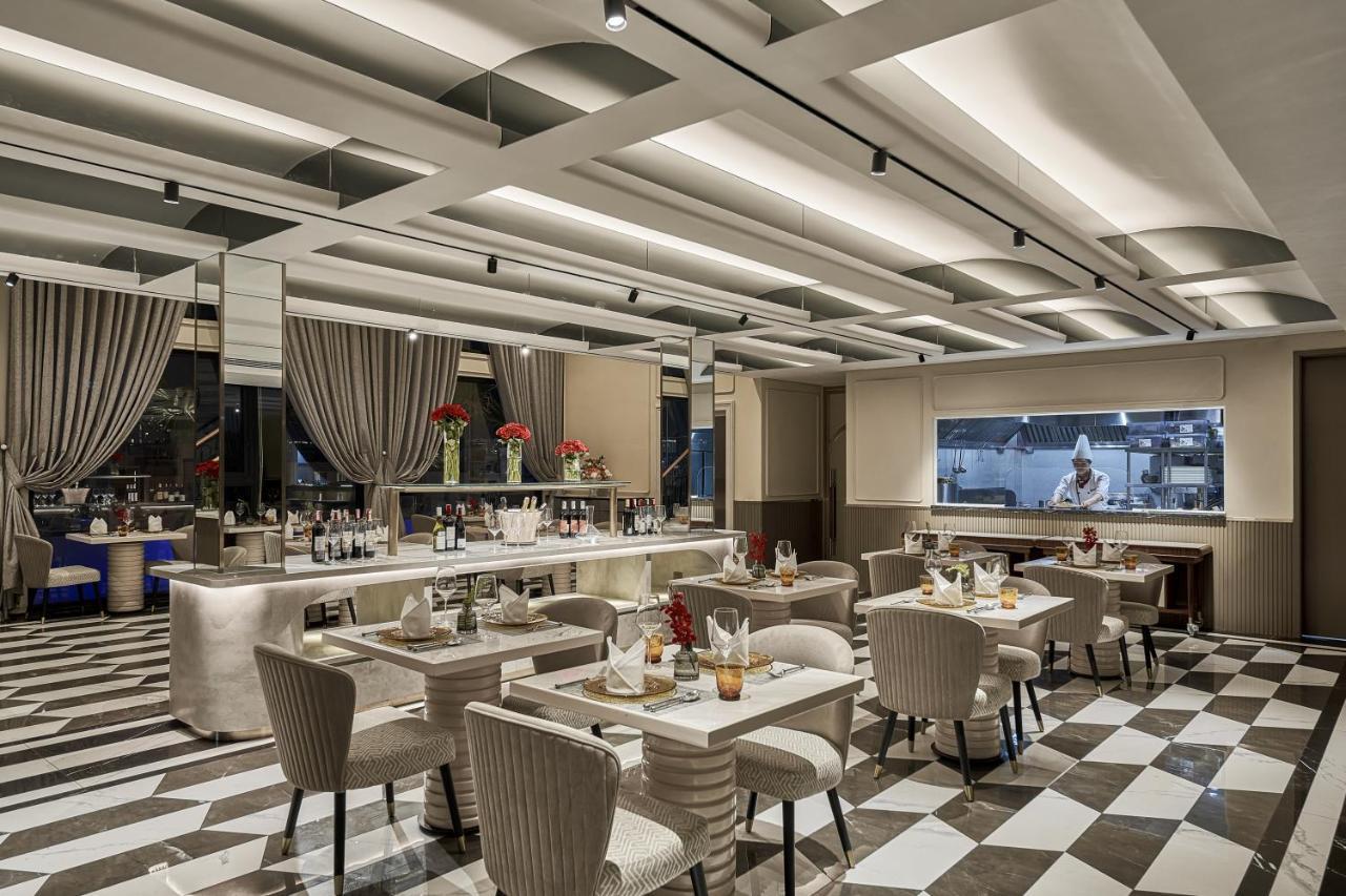 La Siesta Premium Saigon Hotel Хошимин Екстериор снимка The restaurant