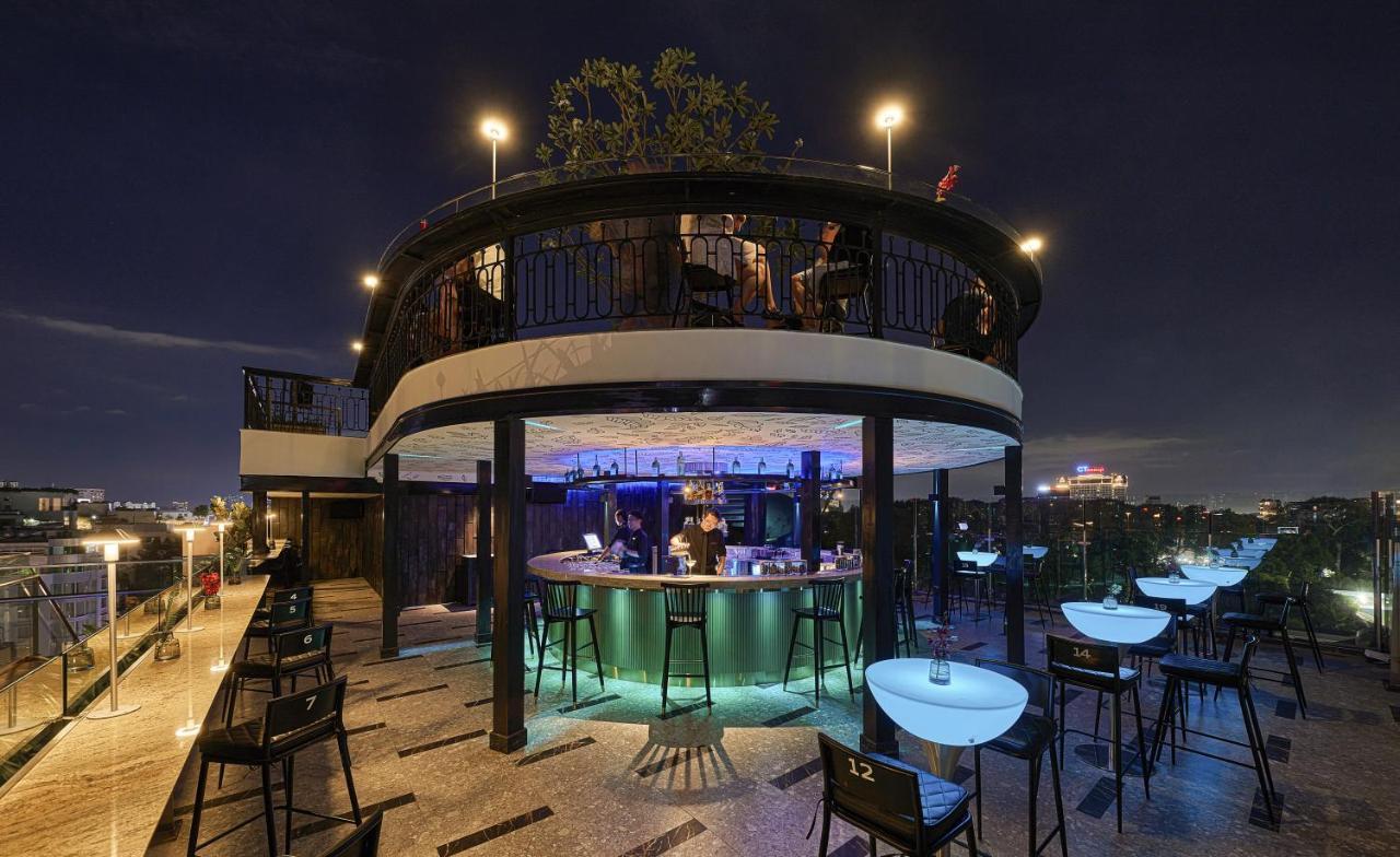 La Siesta Premium Saigon Hotel Хошимин Екстериор снимка Sky Bar